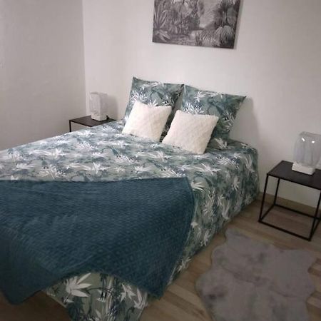 Appartement Cosy Avec Terrasse Vaux-Sur-Seine Eksteriør bilde