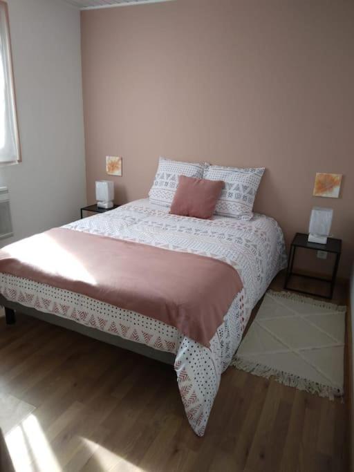 Appartement Cosy Avec Terrasse Vaux-Sur-Seine Eksteriør bilde